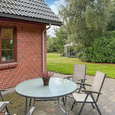 Pet Friendly In With Wifi Sønder Felding